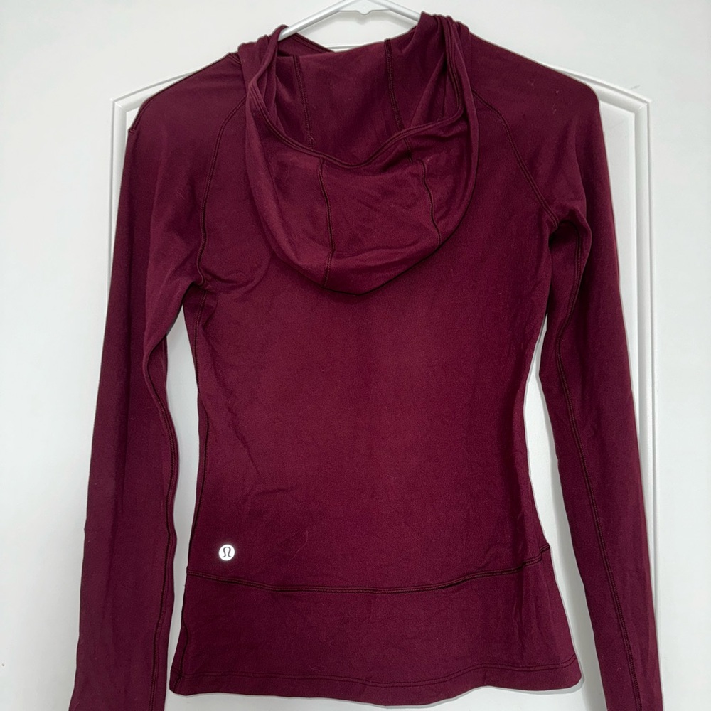 lulu lemon hooded shirt